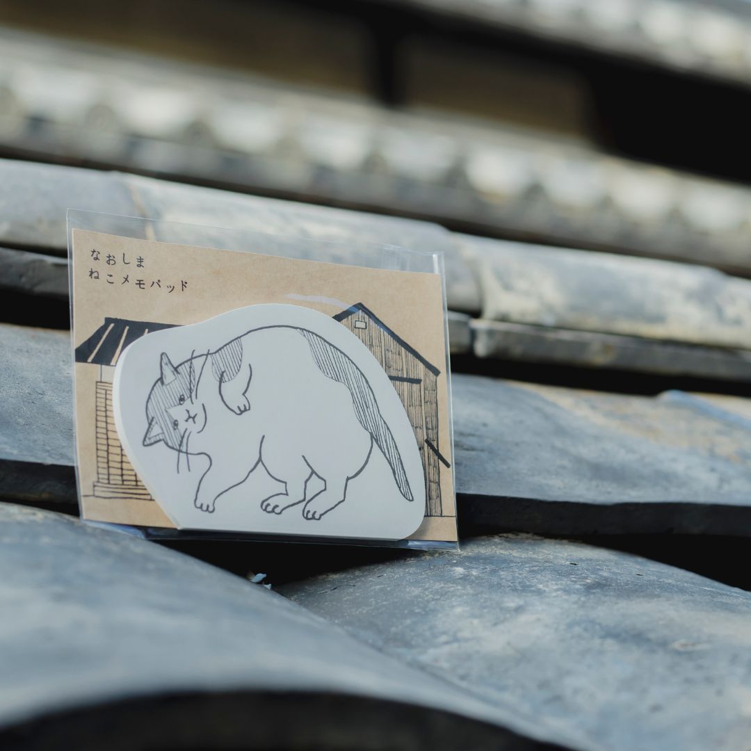 nyan nyan nyan
Did you know that February 22 is 'National Cat Day' in Japan? 🐈🐈 (It's pronounced 'nyan nyan nyan,' like meow meow meow.)
At the Benesse House Shop, there are many special items inspired by the island’s cats.✨
Don’t you think these items capture the cats’ stare perfectly?
If you want to meet the island cats, the best places are around Honmura and near the rice planting project on the way to Tsutsuji-so 📷