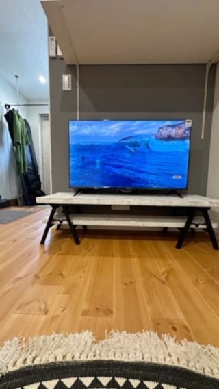 テレビボード完成!
#赤羽根サーフベース #自分の部屋 #自分の時間