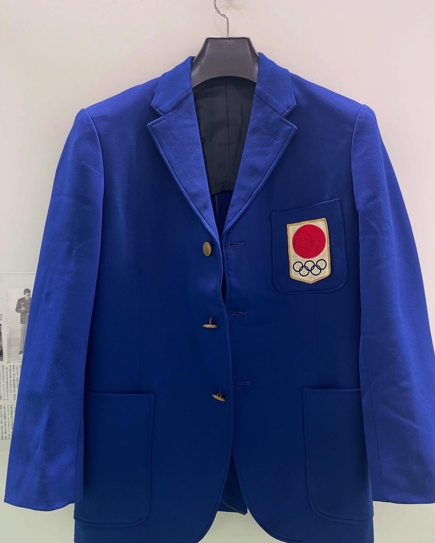 #ヤーン展 に飾らせていただきました!#東京オリンピック1964 東京オリンピックの役員・通訳・ガイド等の制服に採用されたブルーのジャケット