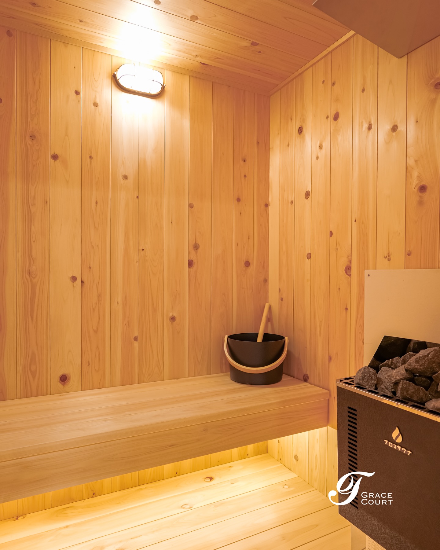 .
暮らしの中に“好き”を詰め込んだ、特別な住まい。
自宅でサウナ、ビリヤード、ゴルフシミュレーターまで楽しめる贅沢空間です🏠✨
【GraceCourtのこだわり】
▫︎ シンプルで洗練された空間設計
▫︎ 家族の動線に合わせた柔軟な間取り
▫︎ 広い開口部+制震構造の安心
▫︎ 断熱材の工夫で一年中快適
“安心して、長く住み続けられる住まいを”
𝙂𝙍𝘼𝘾𝙀 𝘾𝙊𝙐𝙍𝙏 𝘣𝘺 山一建設
──────────────
ご相談・お問い合わせは
📞 0120-727-444
💬 LINEは24時間受付中
#グレースコート #山一建設 #サウナ #お家サウナ