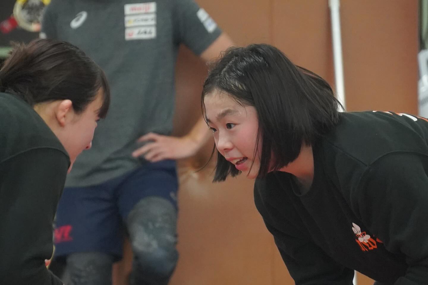 《早稲田女子合宿》
2/21~2/23の3日間、早稲田大学にて女子学生を対象とした合宿を行いました❗️
OBOGの方々にもご協力いただき、実りある会となりました。
ありがとうございます🌸
●2月21日(合宿1日目)
OB OGコーチスタッフ
梅林太朗、吉村拓海、伊藤海
●2月22日(合宿2日目)
OB OGコーチスタッフ
梅林太朗、片岡梨乃、加藤和弥、伊藤海
●2月23日(合宿3日目)
OB OGコーチスタッフ
梅林太朗、片岡梨乃、加藤和弥
※敬称略で失礼致します。
複数の合宿の日程が重なり、学年末テスト前で参加を断念する選手が多い中で、例年に比べ少ない参加人数でしたが活気ある有意義な合宿となりました🌟
ご参加いただきありがとうございました!
#waseda #wrestling #japanwrestling #wasedawrestling