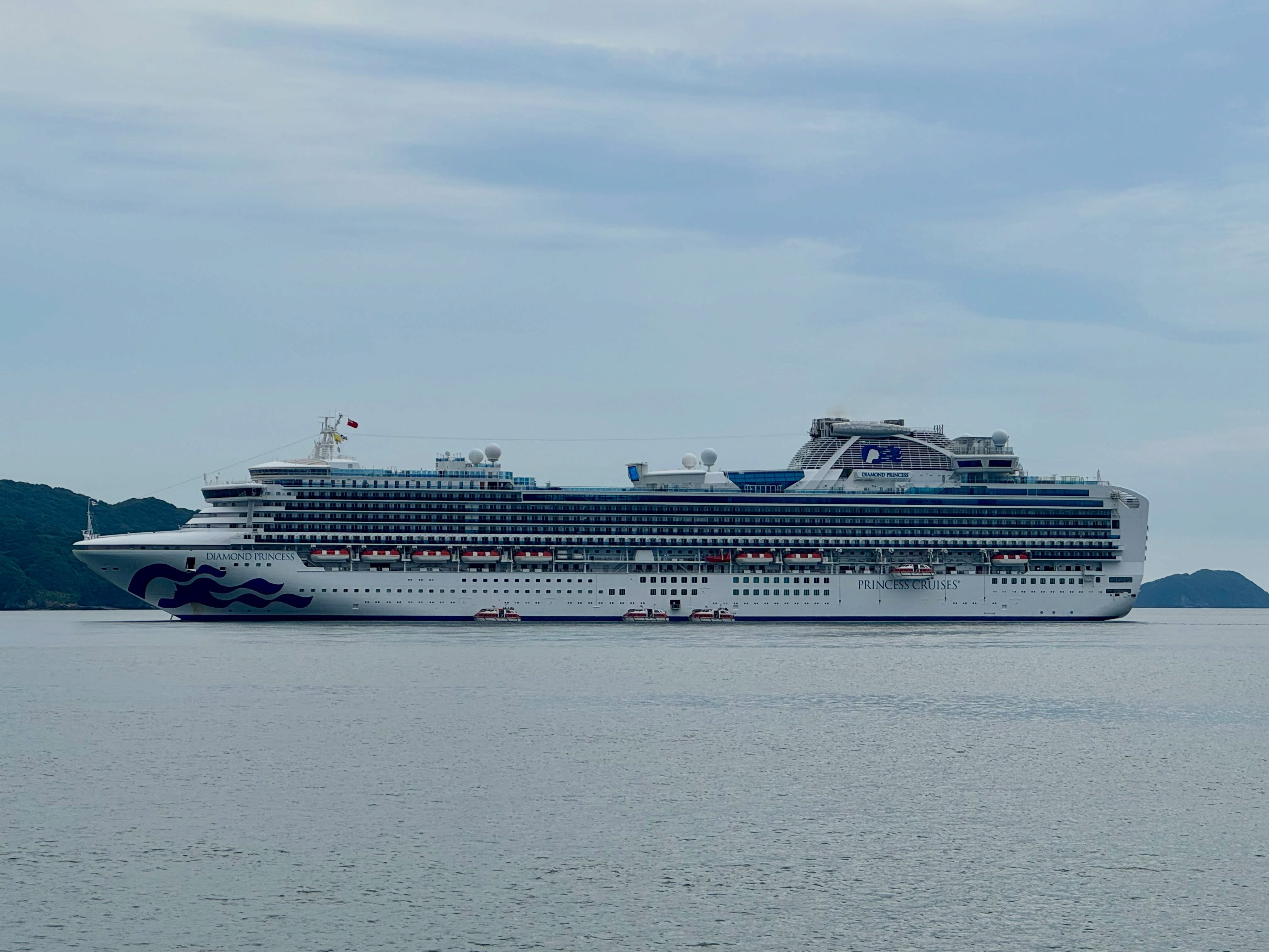 昨年ぶりに「ダイヤモンドプリンセス」が鳥羽にやってきました!🚢✨
圧巻の大きさです…!鳥羽へようこそ!